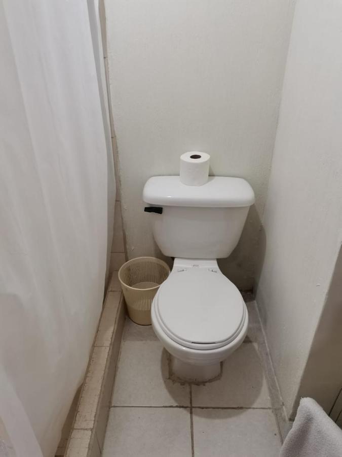Casa Familiar La Arboleda Apartment Guatemala City ภายนอก รูปภาพ