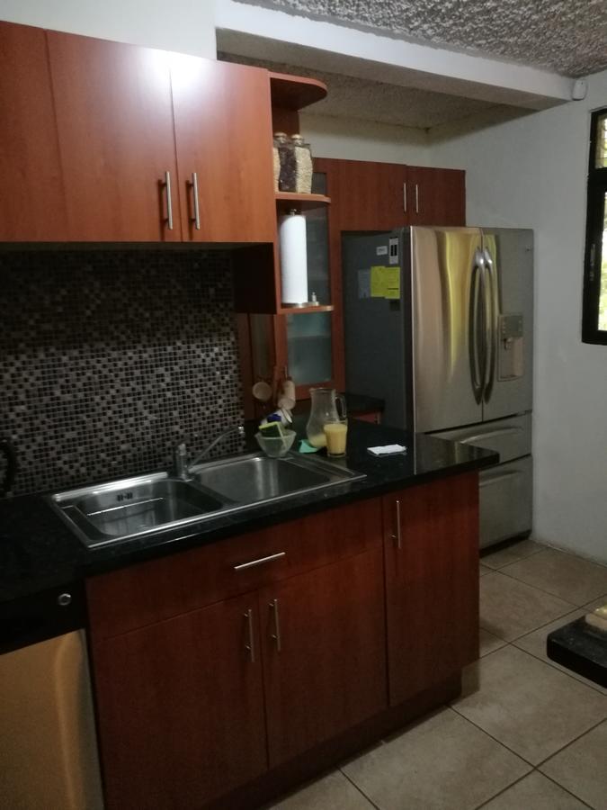 Casa Familiar La Arboleda Apartment Guatemala City ภายนอก รูปภาพ